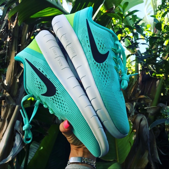 NEW 🌴 NIKE FREE RN | TIFFANY - Picture 4 of 8